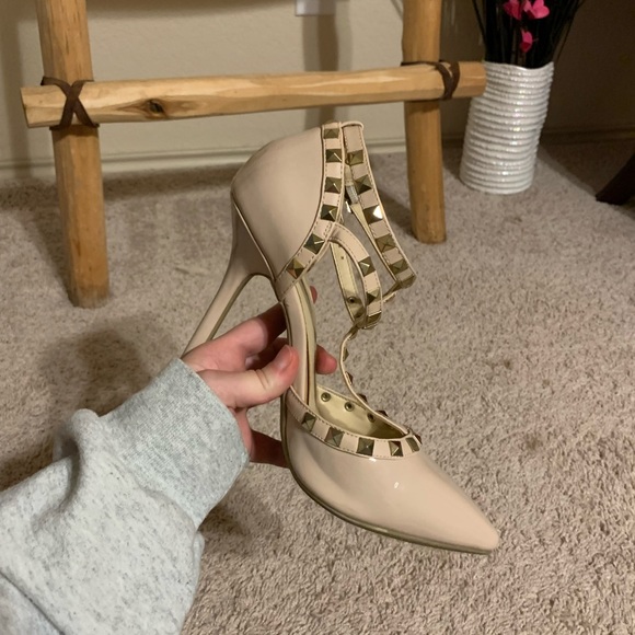 Rue 21 heels - Picture 2 of 8